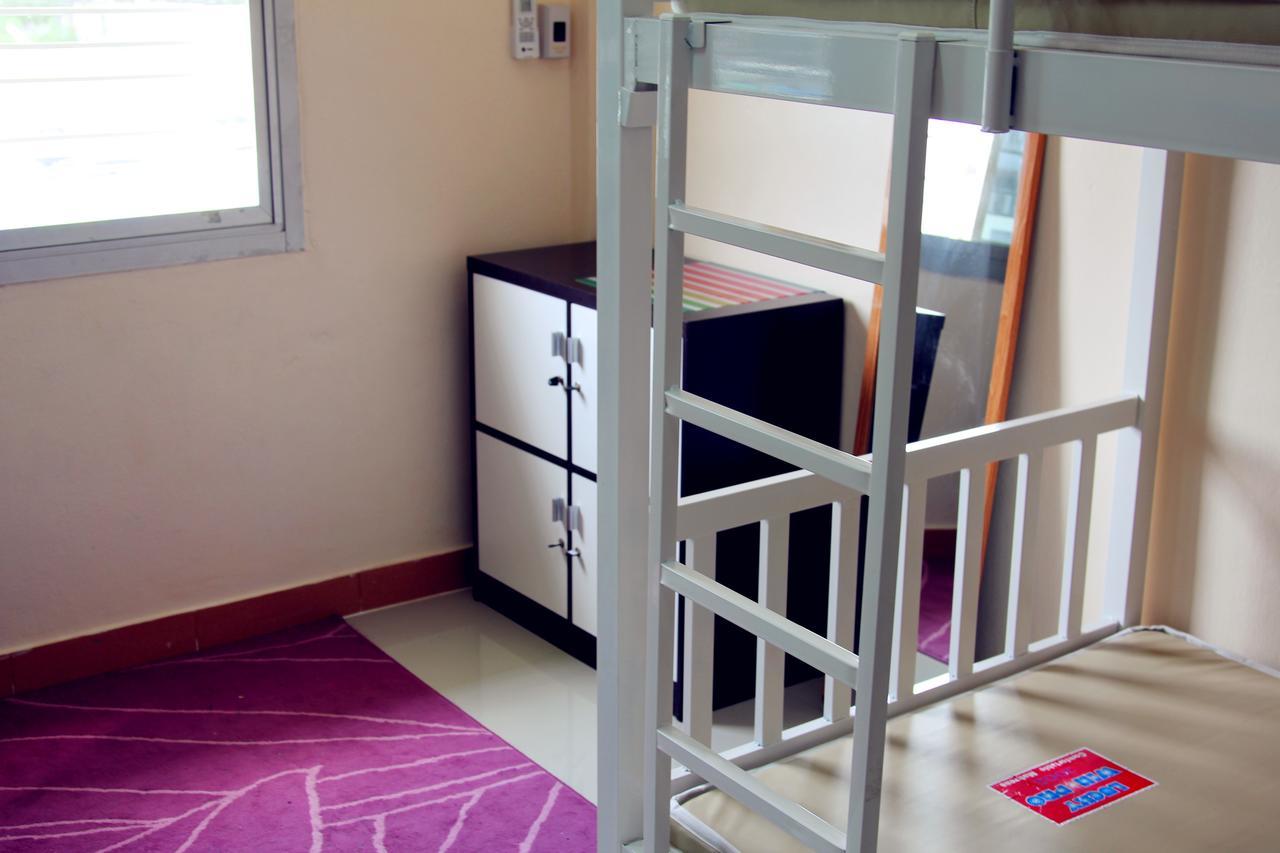Small Elephant Hostel Μπανγκόκ Εξωτερικό φωτογραφία
