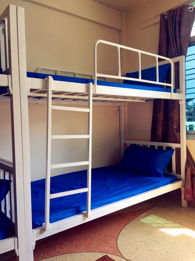 Small Elephant Hostel Μπανγκόκ Εξωτερικό φωτογραφία