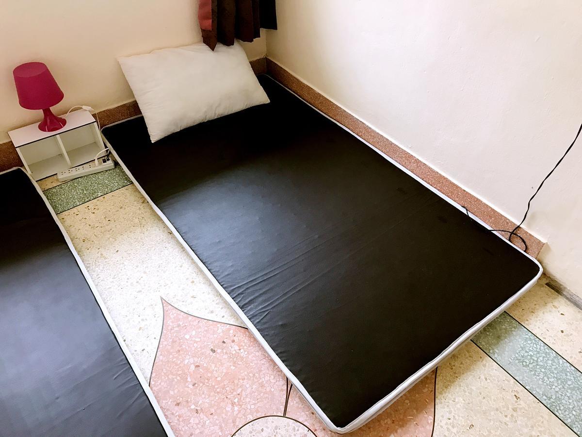 Small Elephant Hostel Μπανγκόκ Εξωτερικό φωτογραφία